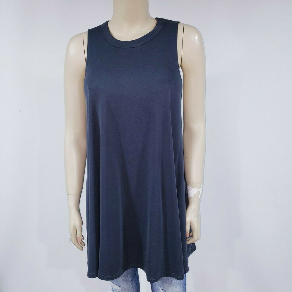 The Impeccable Pig Cutout Back Tunic Top M